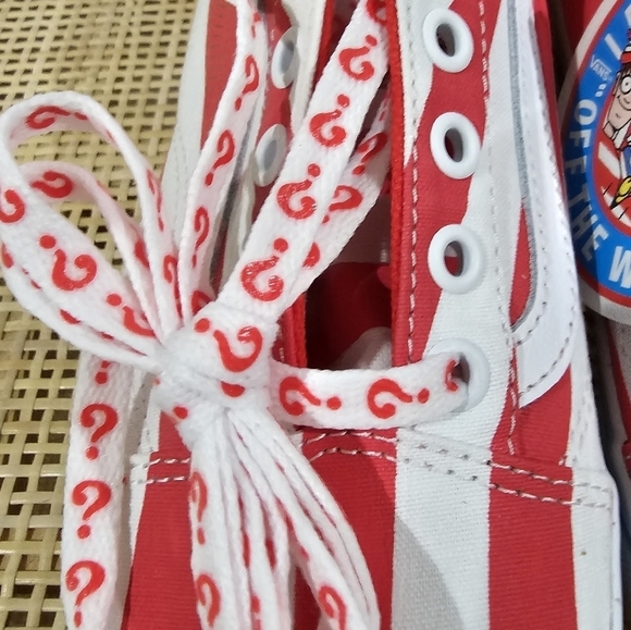 Vans Old Skool, (Where's Waldo?) International Stripes, Unisex M5.5, W7, NWT - Picture 13 of 16